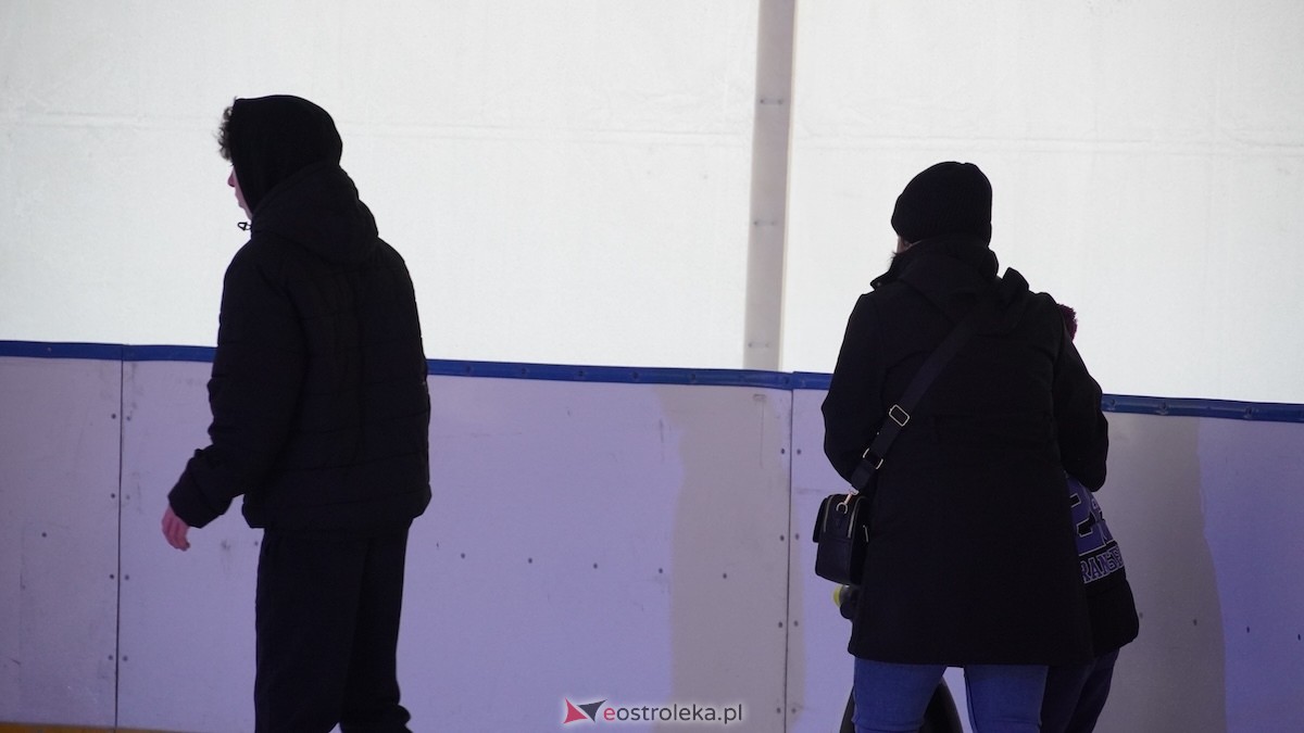 Lodowisko w Ostrołęce [22.01.2025] - zdjęcie #30 - eOstroleka.pl