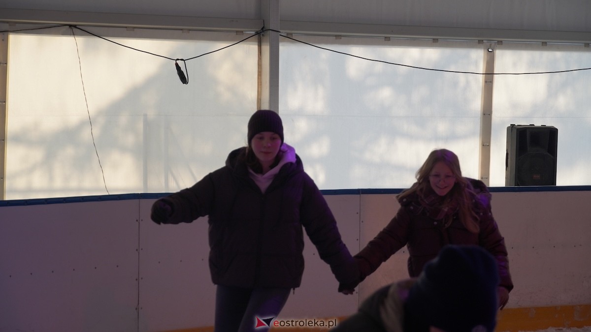 Lodowisko w Ostrołęce [22.01.2025] - zdjęcie #29 - eOstroleka.pl