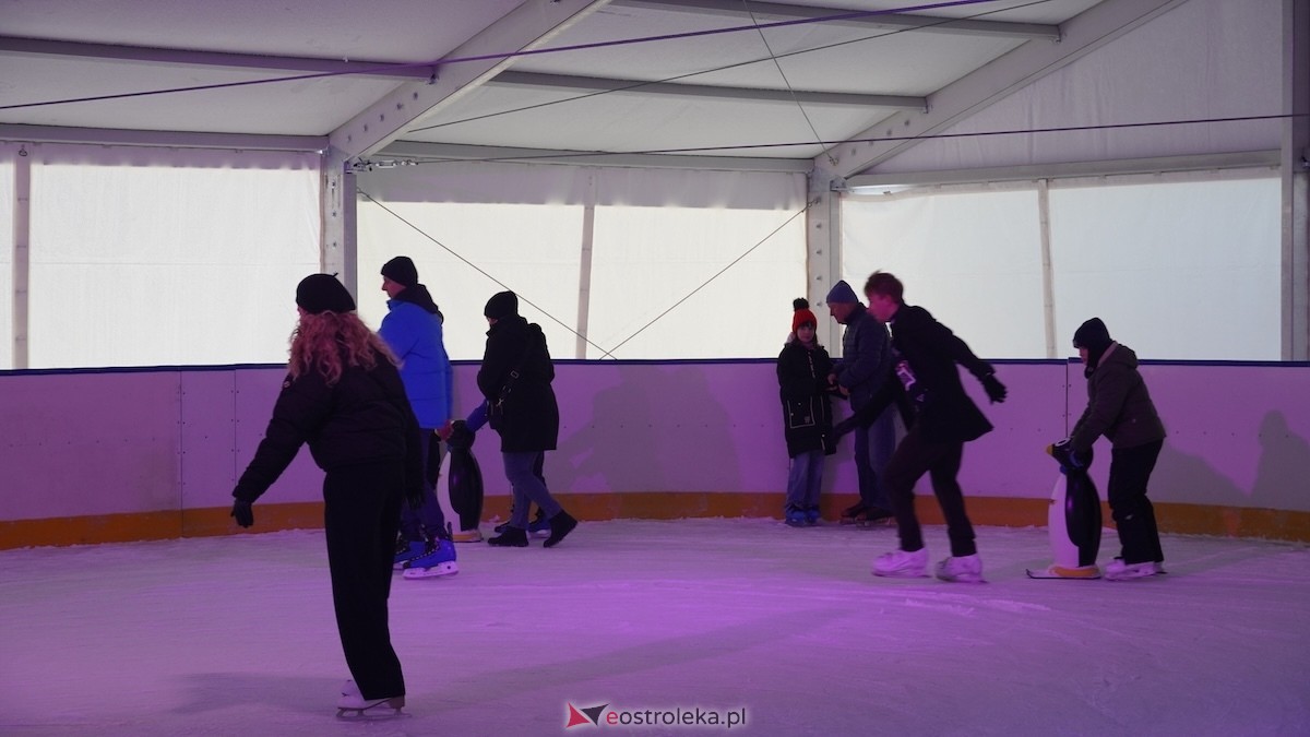 Lodowisko w Ostrołęce [22.01.2025] - zdjęcie #27 - eOstroleka.pl