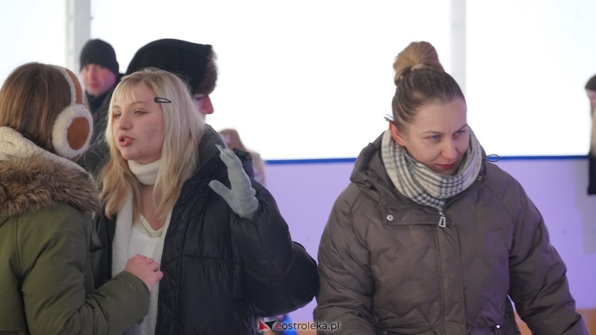 Lodowisko w Ostrołęce [22.01.2025] - zdjęcie #6 - eOstroleka.pl