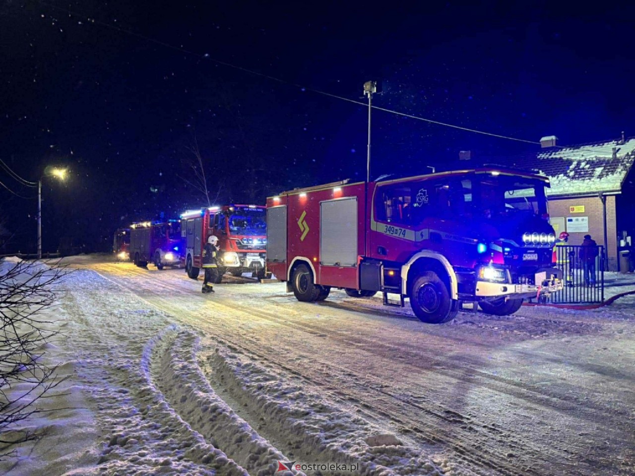 Pożar świetlicy wiejskiej w Ratajach [22.01.2026] - zdjęcie #7 - eOstroleka.pl