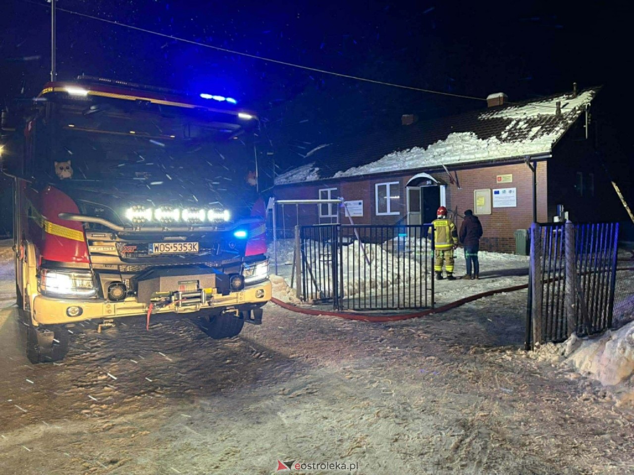 Pożar świetlicy wiejskiej w Ratajach [22.01.2026] - zdjęcie #6 - eOstroleka.pl