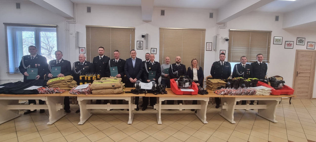 Jednostki OSP z gminy Myszyniec z nowym wyposażeniem [20.01.2026] - zdjęcie #10 - eOstroleka.pl