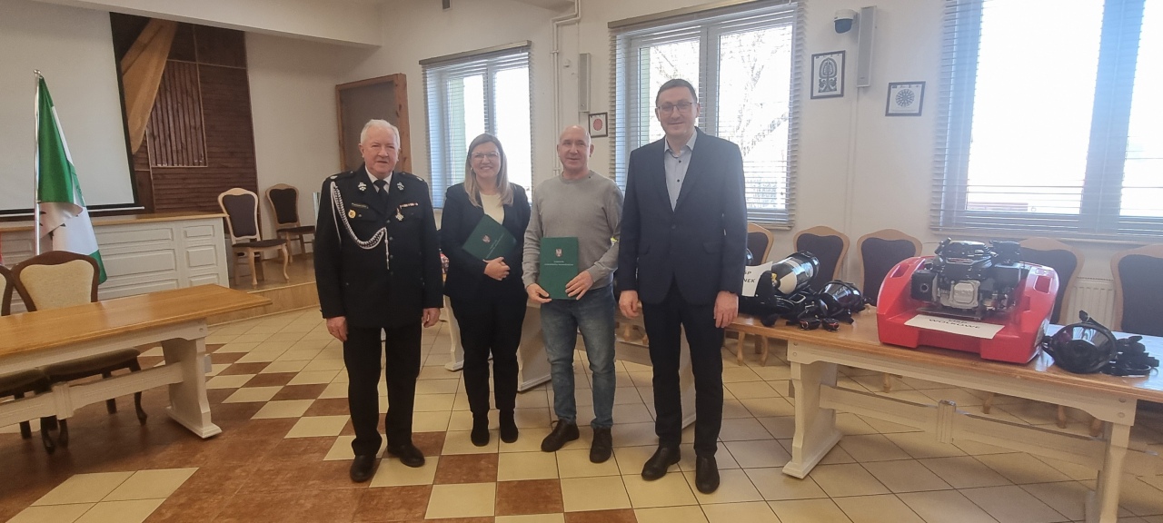 Jednostki OSP z gminy Myszyniec z nowym wyposażeniem [20.01.2026] - zdjęcie #8 - eOstroleka.pl