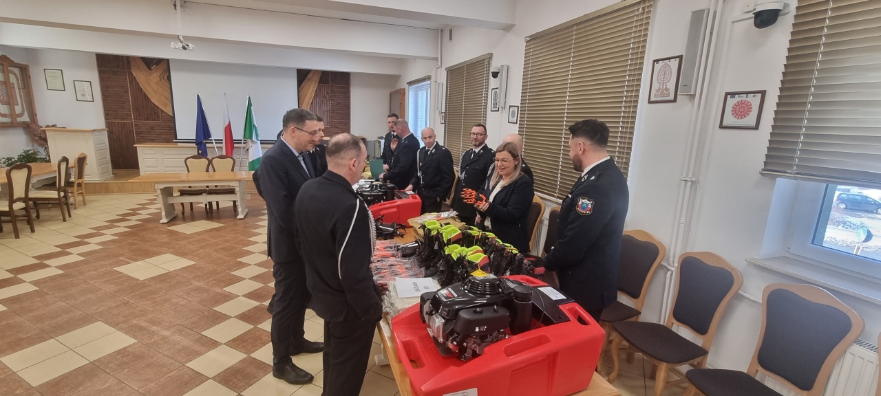 Jednostki OSP z gminy Myszyniec z nowym wyposażeniem [20.01.2026] - zdjęcie #2 - eOstroleka.pl