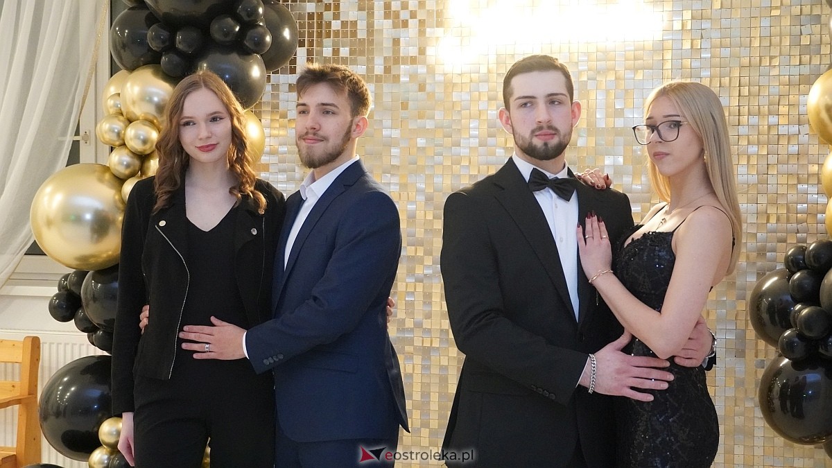 Studniówka uczniów I LO CN-B im. Polskich Spadochroniarzy w Ostrołęce [24.01.2026]] - zdjęcie #61 - eOstroleka.pl