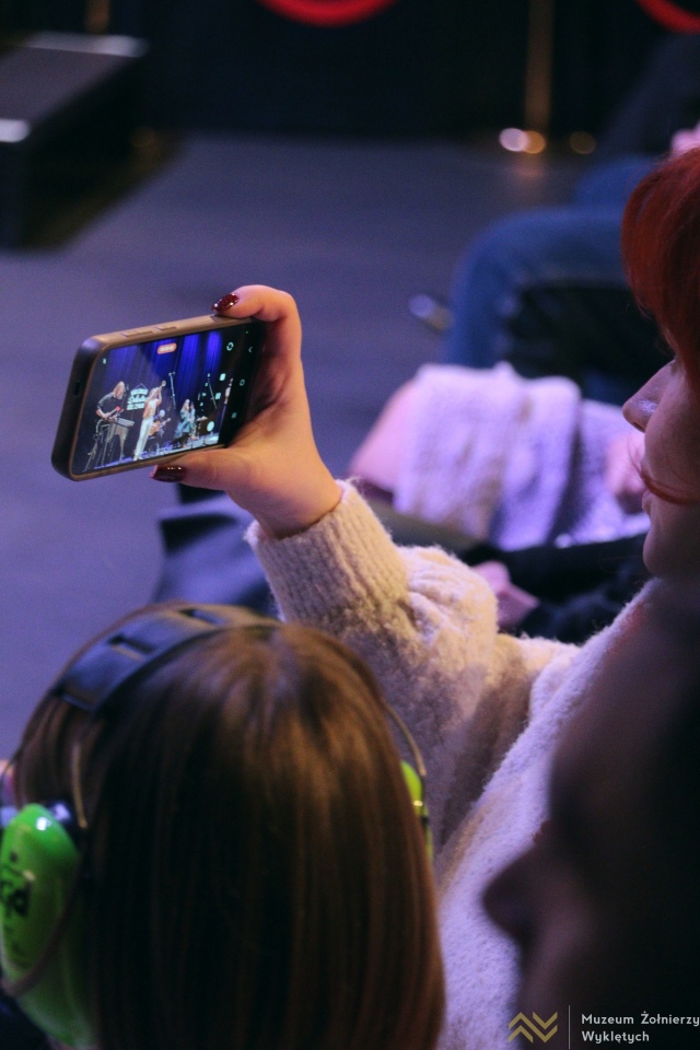 Koncert Warszawskiej Orkiestry Sentymentalnej w Muzeum Żołnierzy Wyklętych w Ostrołęce [22.01.2026] - zdjęcie #21 - eOstroleka.pl