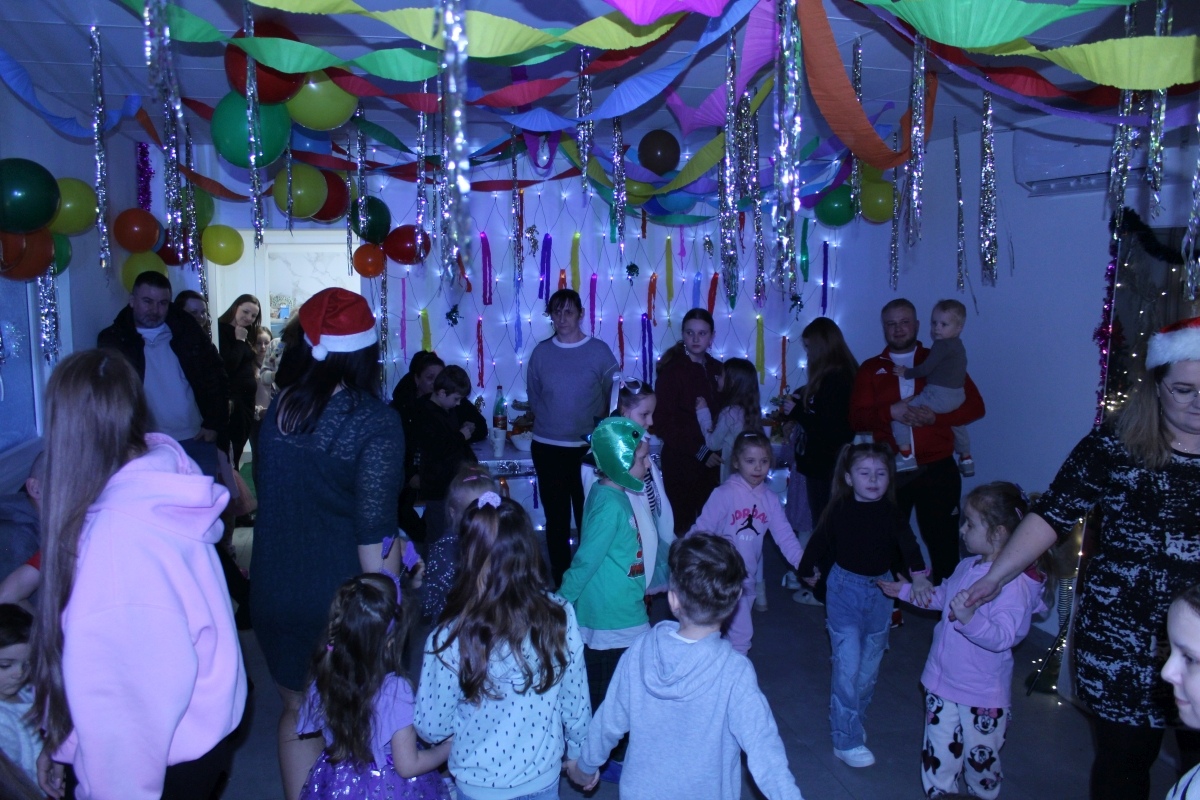 Zabawa choinkowa w Żabinie [24.01.2026] - zdjęcie #5 - eOstroleka.pl