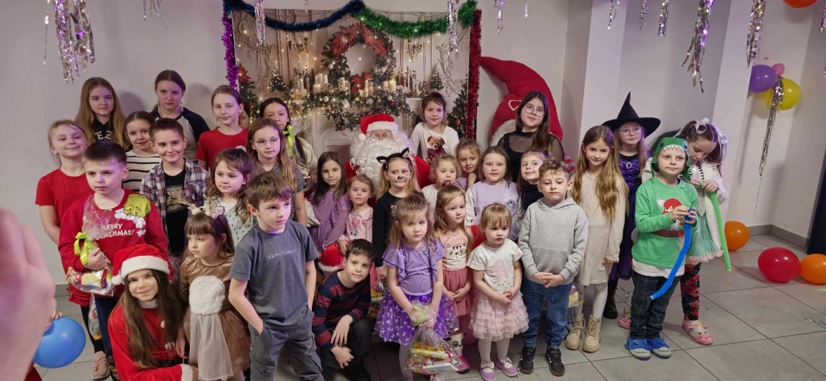 Zabawa choinkowa w Żabinie [24.01.2026] - zdjęcie #3 - eOstroleka.pl