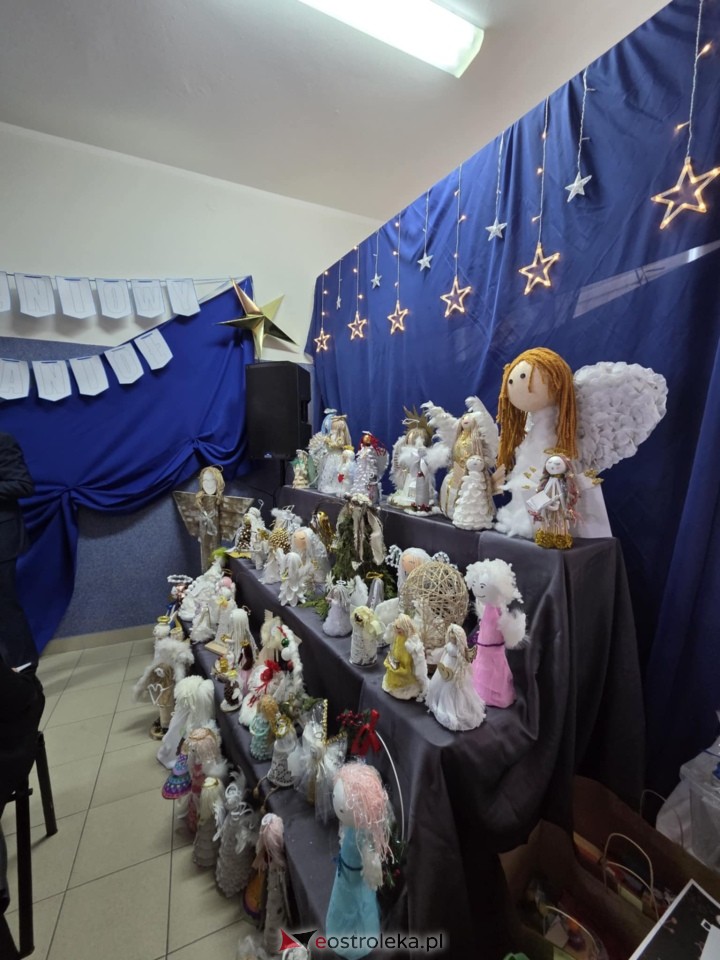 III Powiatowy Konkurs Plastyczny „Bożonarodzeniowy Anioł [16.01.2026] - zdjęcie #50 - eOstroleka.pl