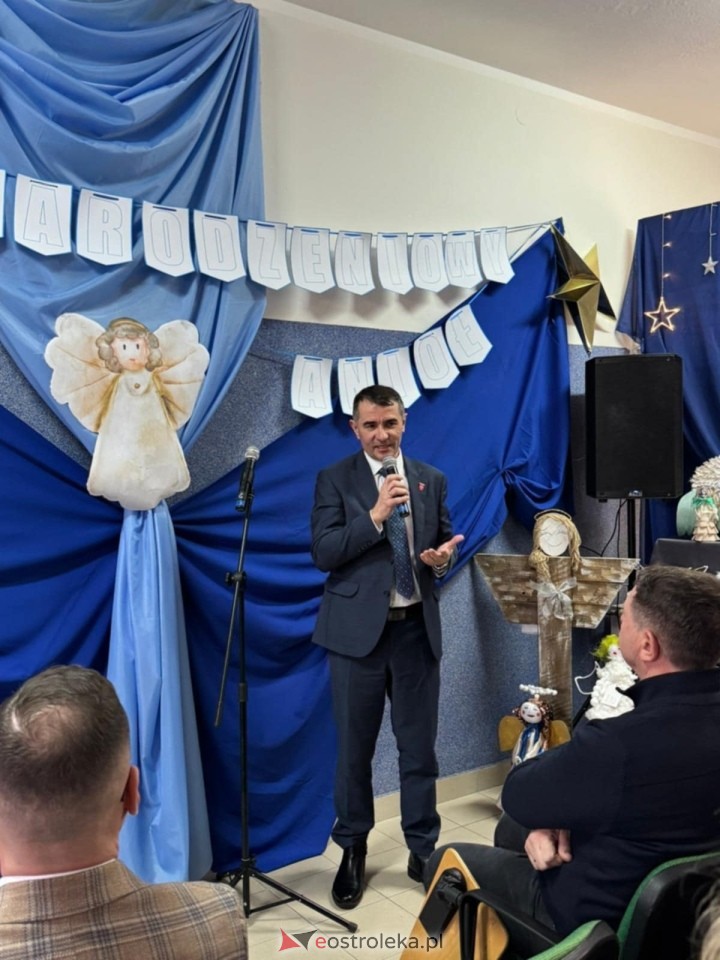 III Powiatowy Konkurs Plastyczny „Bożonarodzeniowy Anioł [16.01.2026] - zdjęcie #43 - eOstroleka.pl