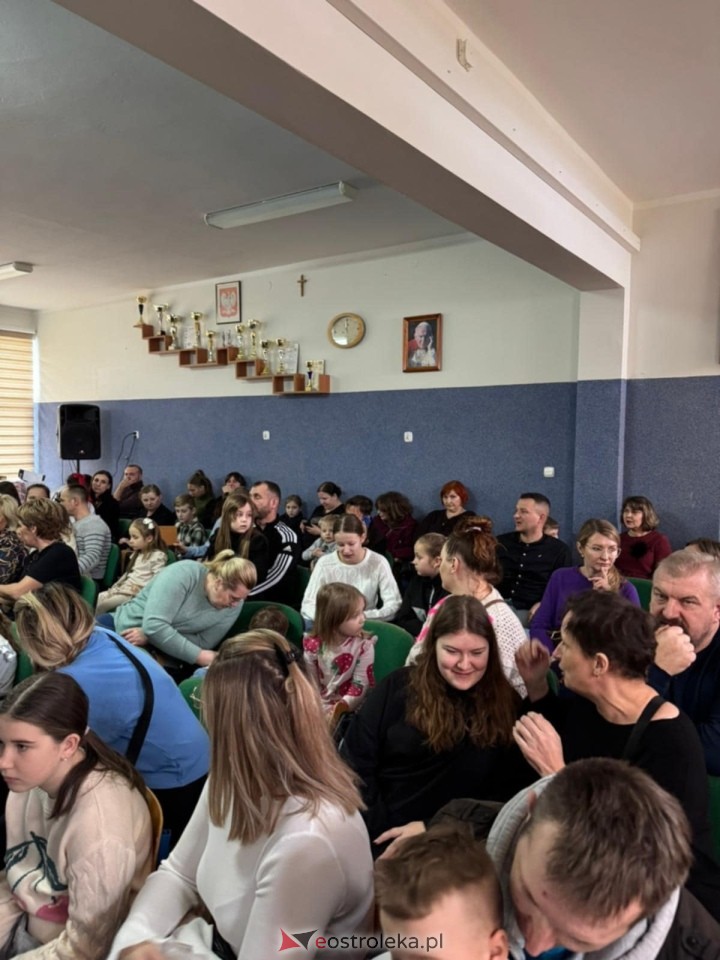 III Powiatowy Konkurs Plastyczny „Bożonarodzeniowy Anioł [16.01.2026] - zdjęcie #32 - eOstroleka.pl