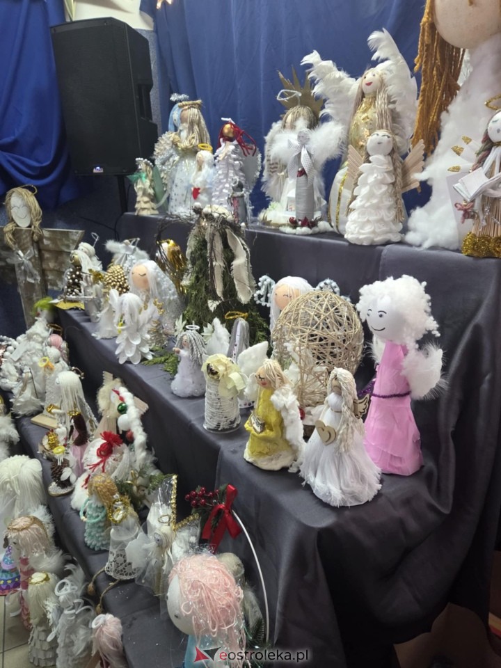 III Powiatowy Konkurs Plastyczny „Bożonarodzeniowy Anioł [16.01.2026] - zdjęcie #8 - eOstroleka.pl