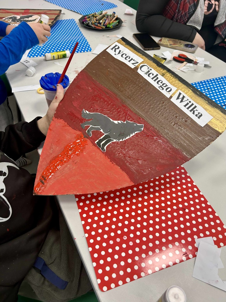 Ferie w Bibliotece Wojtki. Rycerskie wyzwania na start drugiego tygodnia [26.01.2026] - zdjęcie #2 - eOstroleka.pl