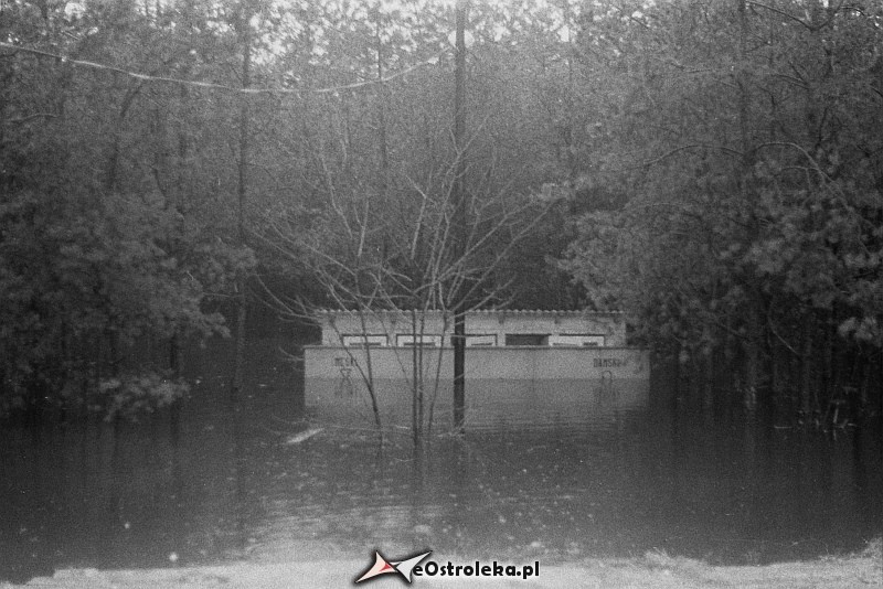 E. Gierek i W. Jaruzelski w Ostrołęce - powódź 1979r - zdjęcie #103 - eOstroleka.pl
