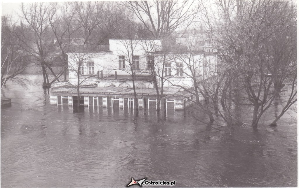 E. Gierek i W. Jaruzelski w Ostrołęce - powódź 1979r - zdjęcie #40 - eOstroleka.pl