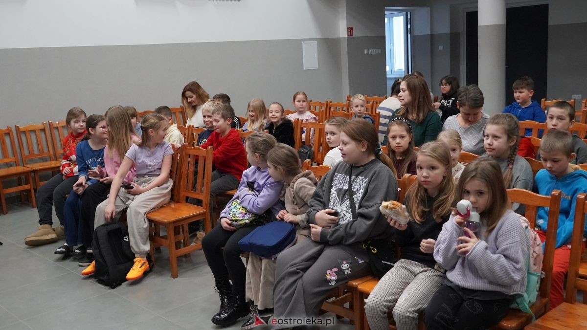 Teatr lalek Igraszka ze spektaklem Wiślana opowieść w CK-BiS w Lelisie [28.01.2026] - zdjęcie #53 - eOstroleka.pl