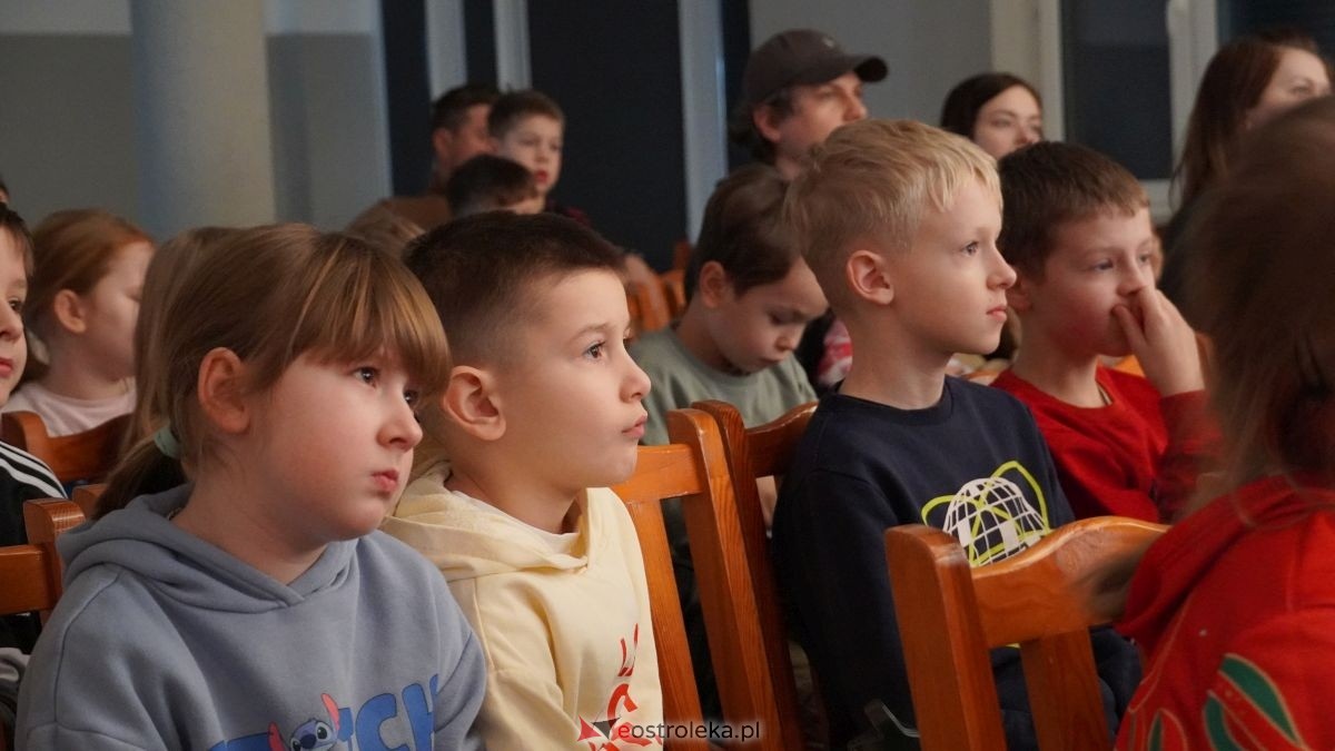 Teatr lalek Igraszka ze spektaklem Wiślana opowieść w CK-BiS w Lelisie [28.01.2026] - zdjęcie #36 - eOstroleka.pl