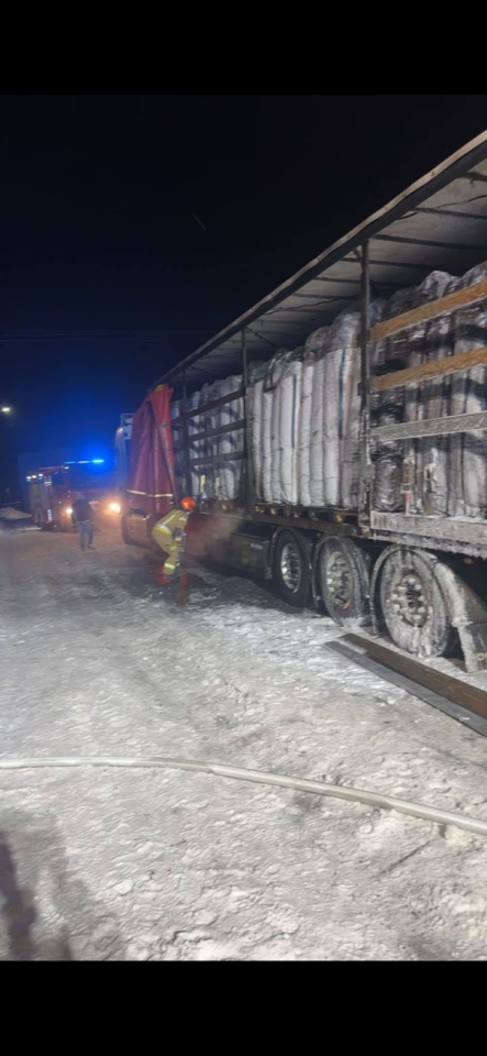 Pożar ciężarówki w Kadzidle [30.01.2026] - zdjęcie #1 - eOstroleka.pl