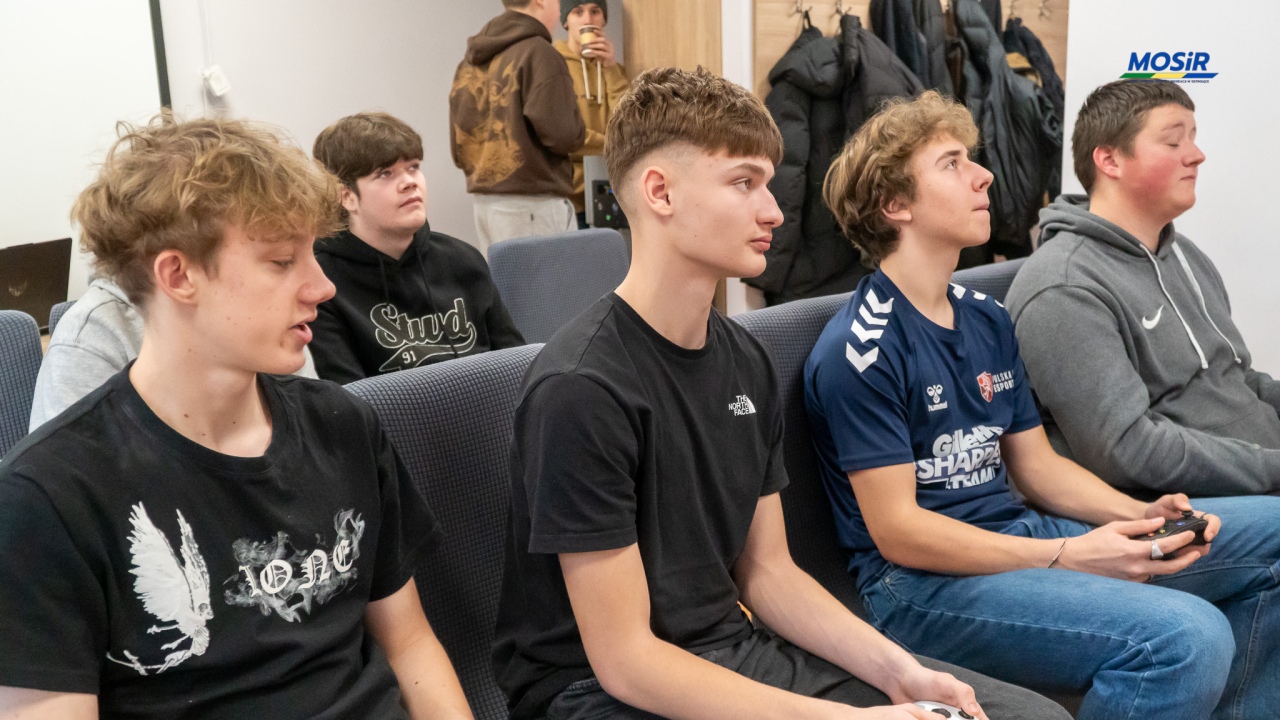 Turniej EA Sports FC 26 ,,2vs2” ferie zimowe 2026 - fot. MOSIR Ostrołęka - zdjęcie #9 - eOstroleka.pl