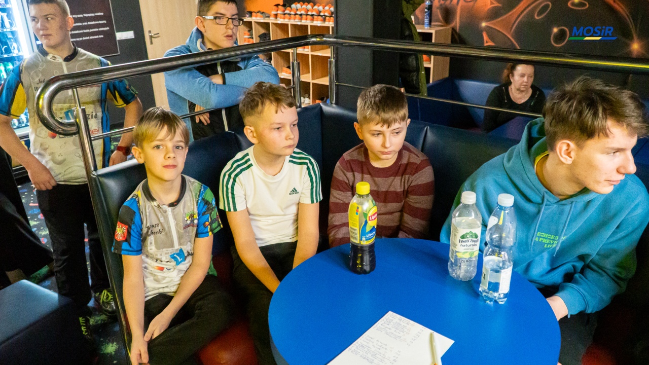  Turniej Bowlingowy dla dzieci i młodzieży w ramach „Ferii na sportowo 2026” - fot. MOSIR Ostrołęka - zdjęcie #24 - eOstroleka.pl