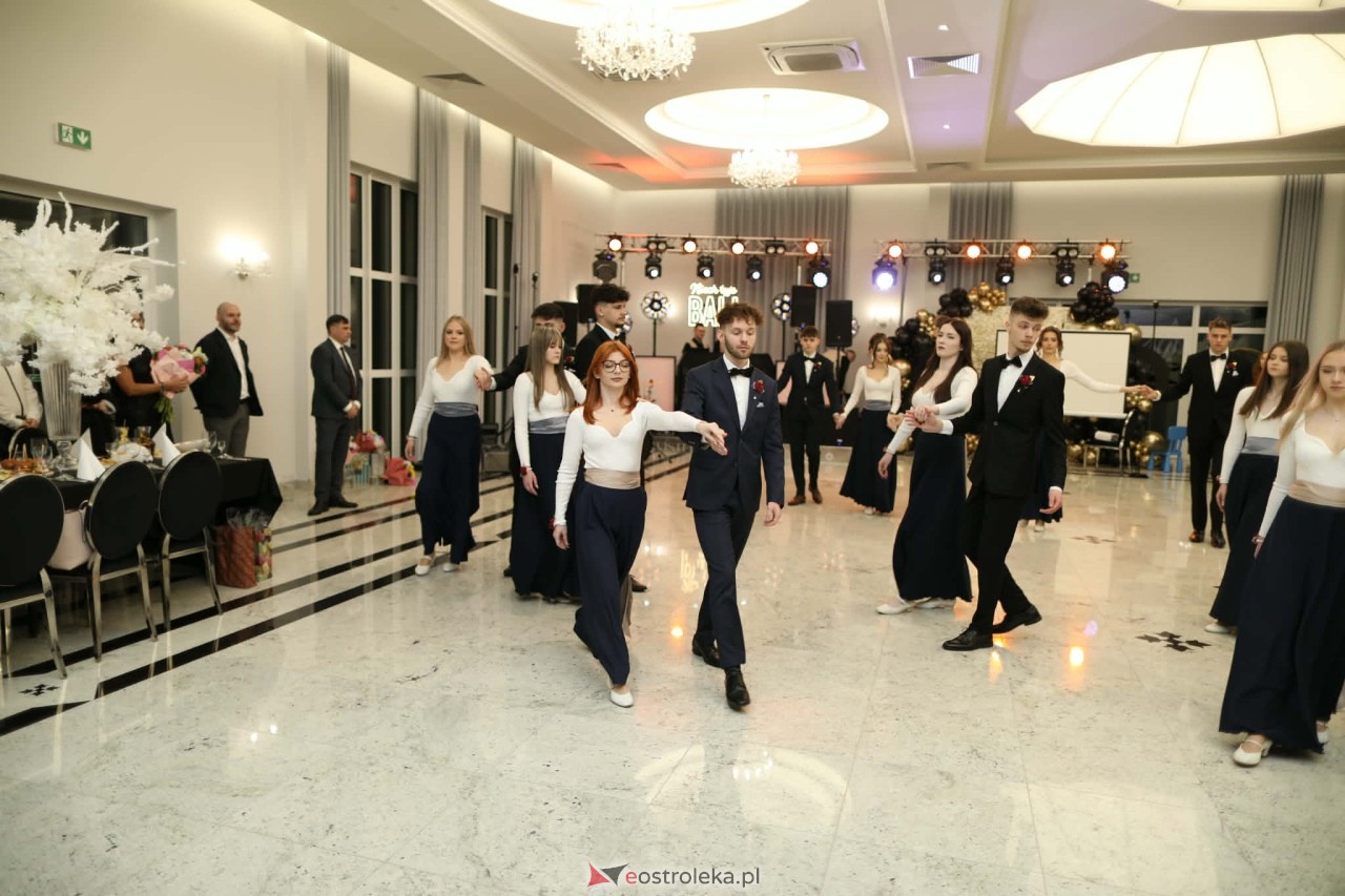 Studniówka ZSZ 1 w Ostrołęce [30.01.2026] - zdjęcie #215 - eOstroleka.pl