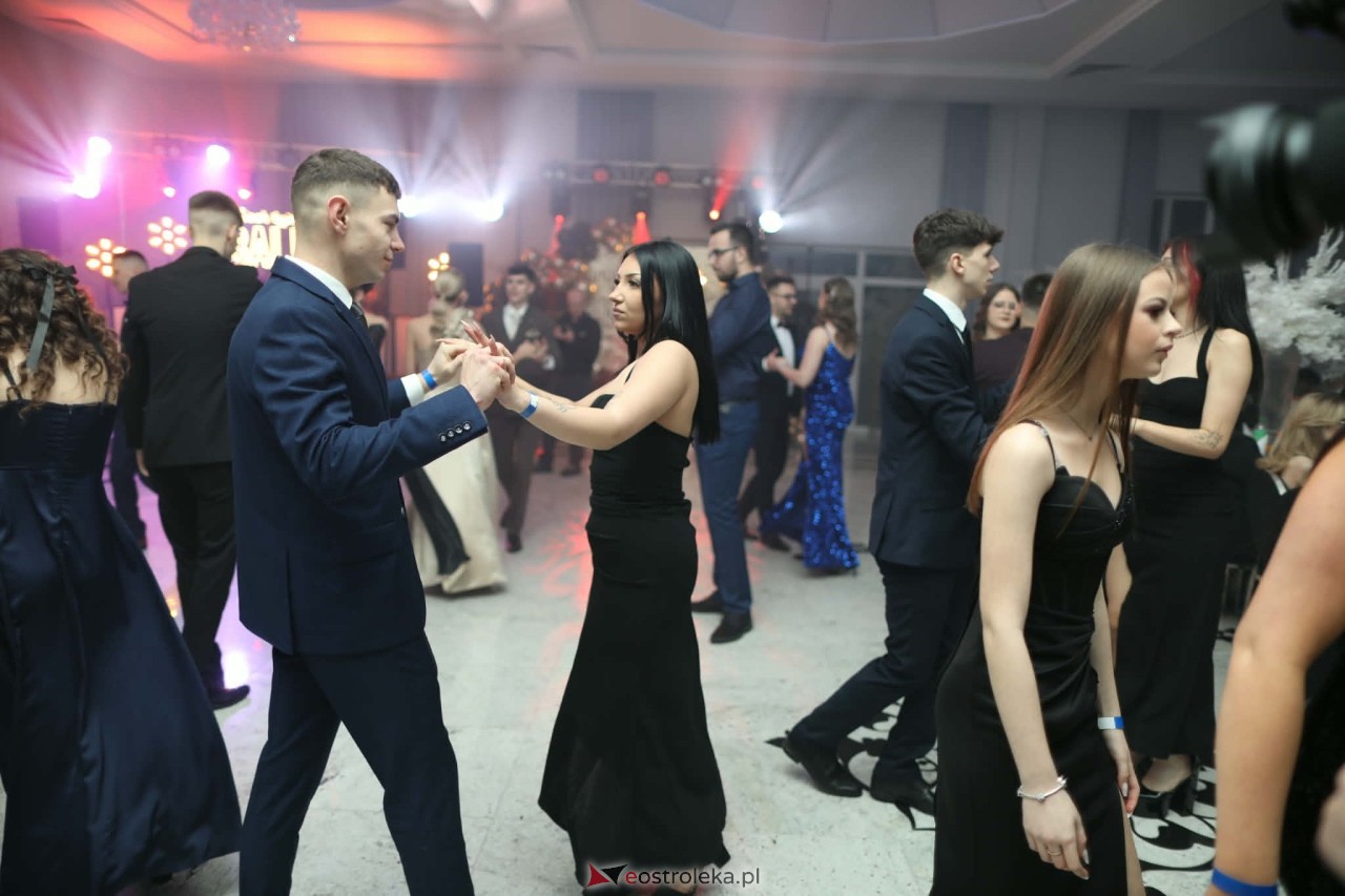 Studniówka ZSZ 1 w Ostrołęce [30.01.2026] - zdjęcie #98 - eOstroleka.pl