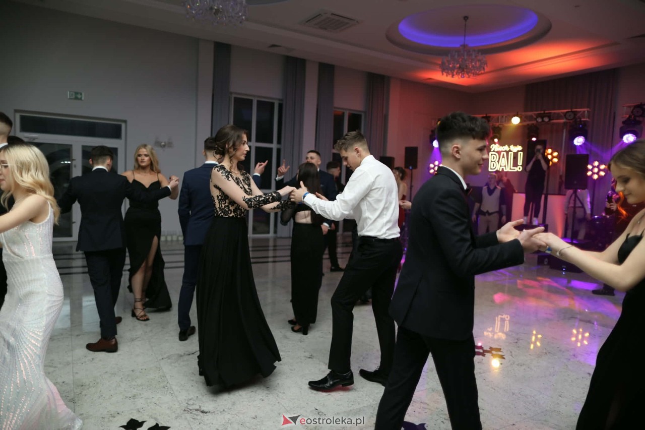 Studniówka ZSZ 1 w Ostrołęce [30.01.2026] - zdjęcie #89 - eOstroleka.pl