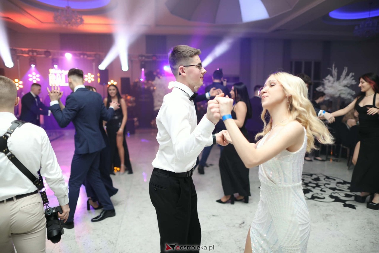 Studniówka ZSZ 1 w Ostrołęce [30.01.2026] - zdjęcie #84 - eOstroleka.pl