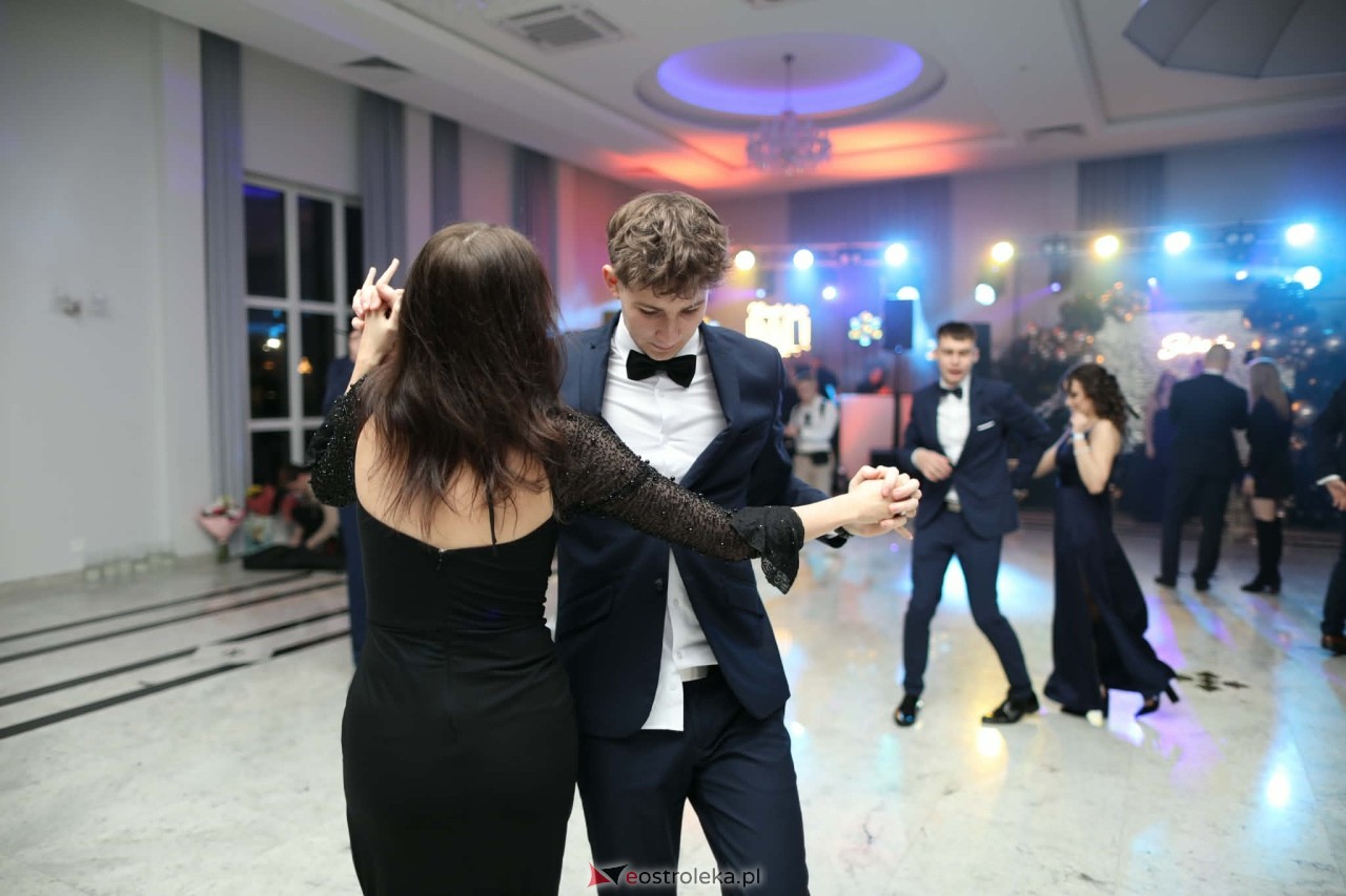 Studniówka ZSZ 1 w Ostrołęce [30.01.2026] - zdjęcie #82 - eOstroleka.pl