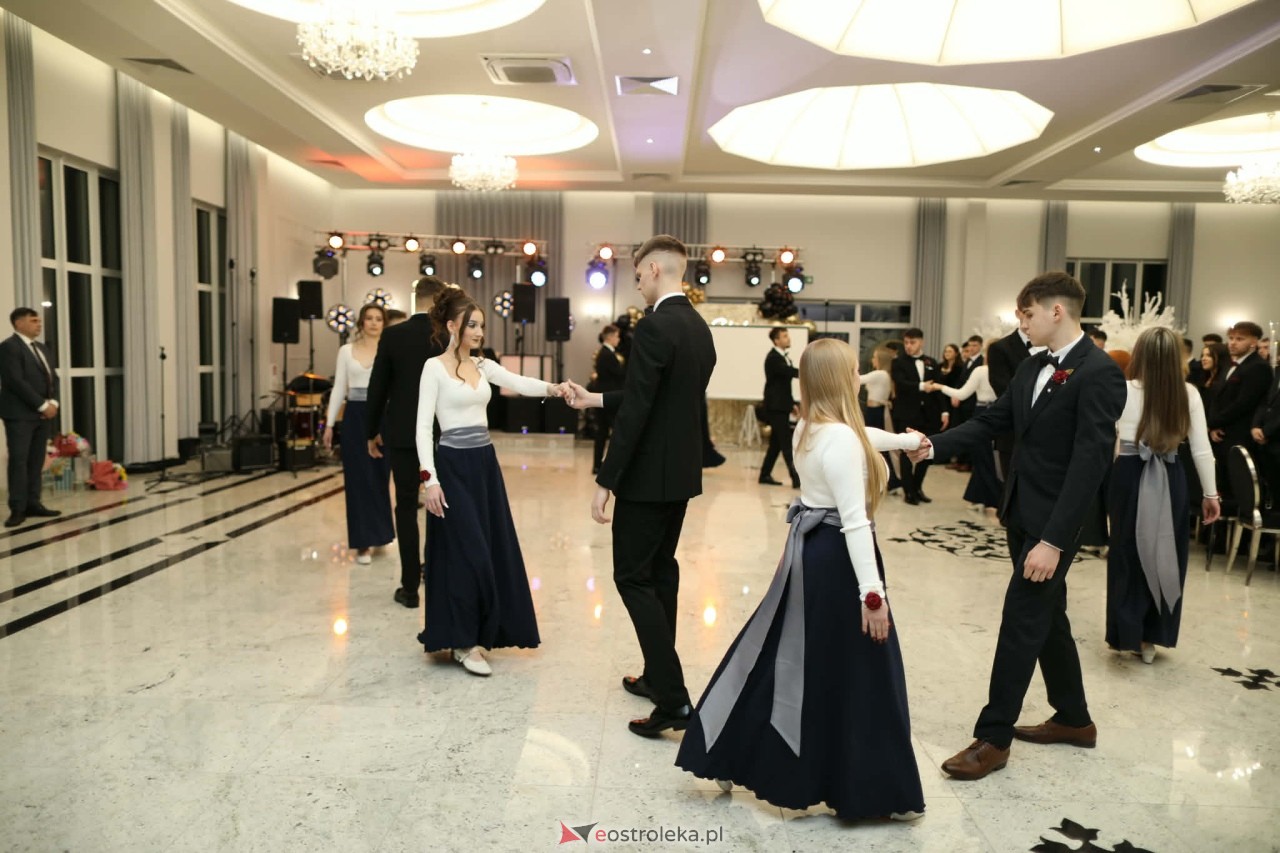 Studniówka ZSZ 1 w Ostrołęce [30.01.2026] - zdjęcie #201 - eOstroleka.pl