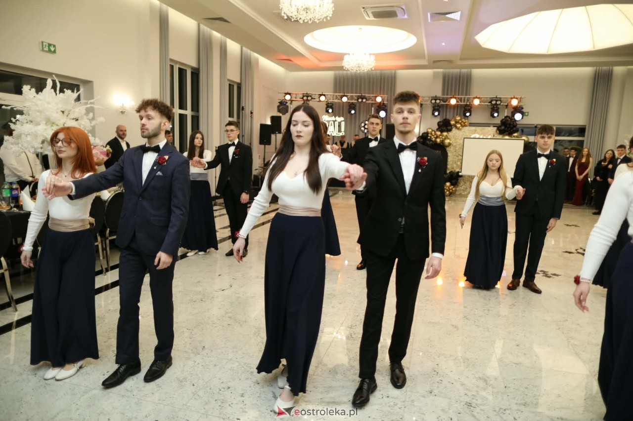 Studniówka ZSZ 1 w Ostrołęce [30.01.2026] - zdjęcie #200 - eOstroleka.pl