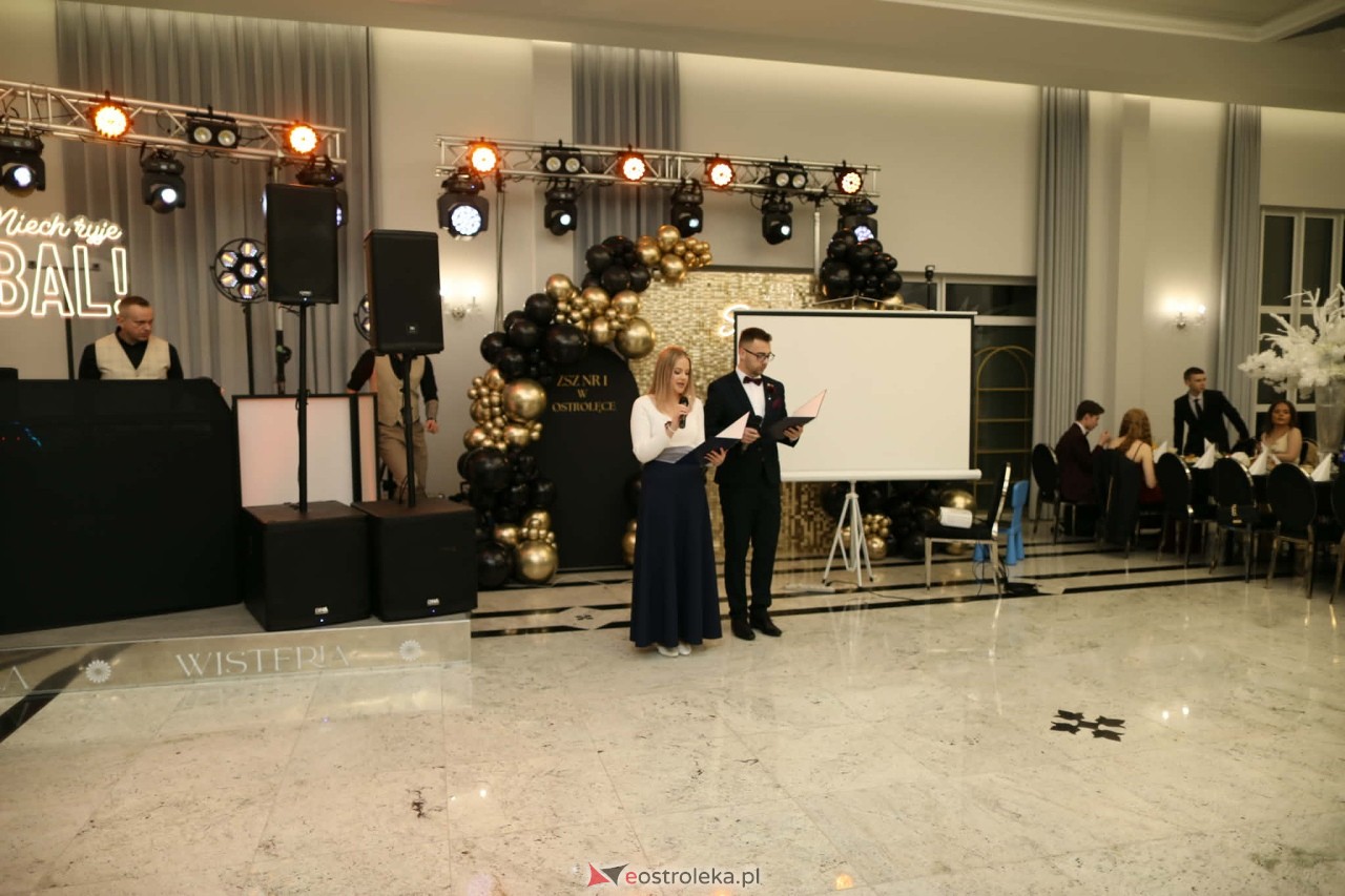 Studniówka ZSZ 1 w Ostrołęce [30.01.2026] - zdjęcie #216 - eOstroleka.pl