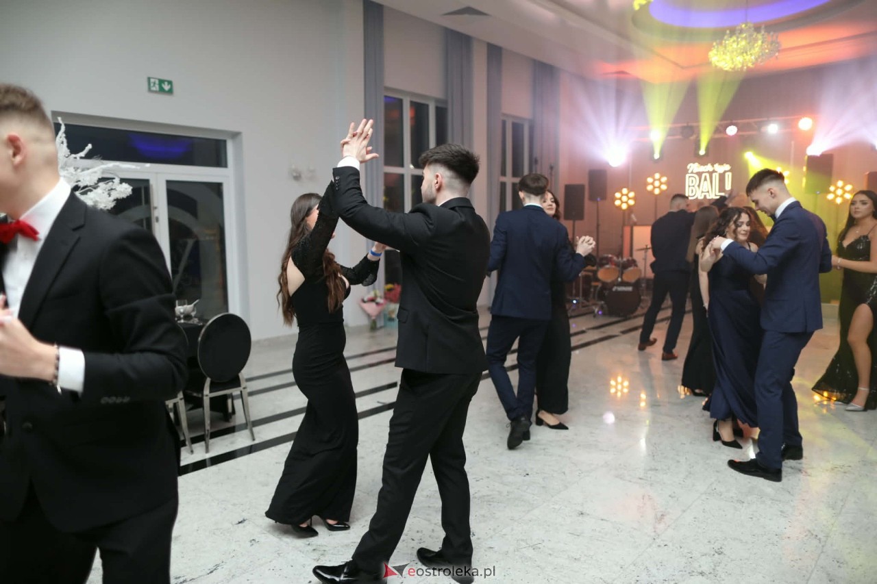 Studniówka ZSZ 1 w Ostrołęce [30.01.2026] - zdjęcie #63 - eOstroleka.pl