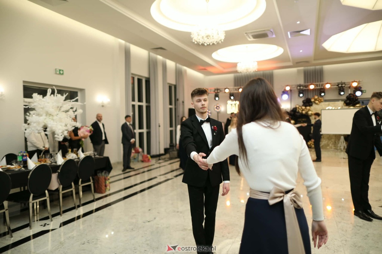 Studniówka ZSZ 1 w Ostrołęce [30.01.2026] - zdjęcie #194 - eOstroleka.pl