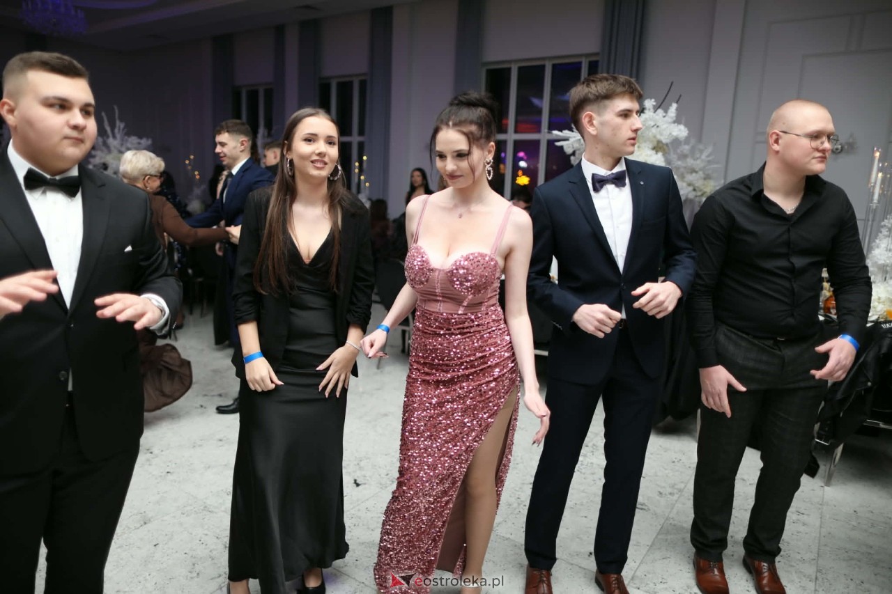 Studniówka ZSZ 1 w Ostrołęce [30.01.2026] - zdjęcie #61 - eOstroleka.pl