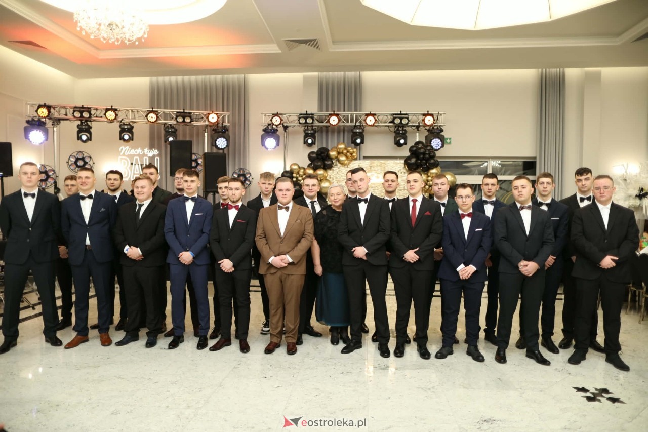 Studniówka ZSZ 1 w Ostrołęce [30.01.2026] - zdjęcie #120 - eOstroleka.pl