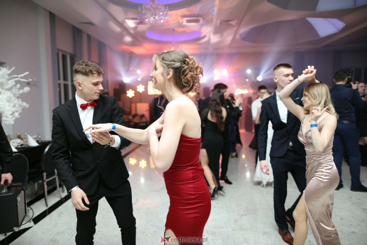 Studniówka ZSZ 1 w Ostrołęce [30.01.2026] - zdjęcie #57 - eOstroleka.pl