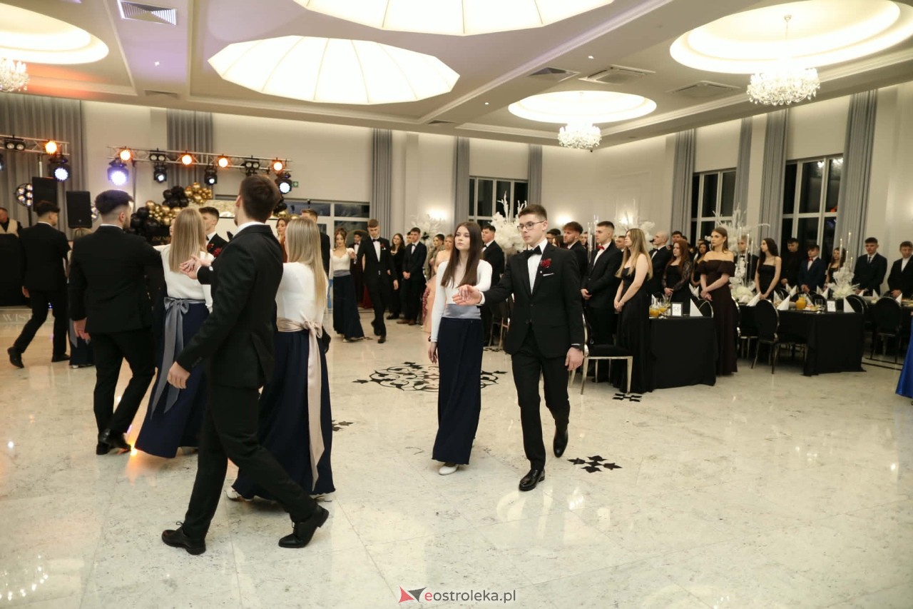 Studniówka ZSZ 1 w Ostrołęce [30.01.2026] - zdjęcie #189 - eOstroleka.pl