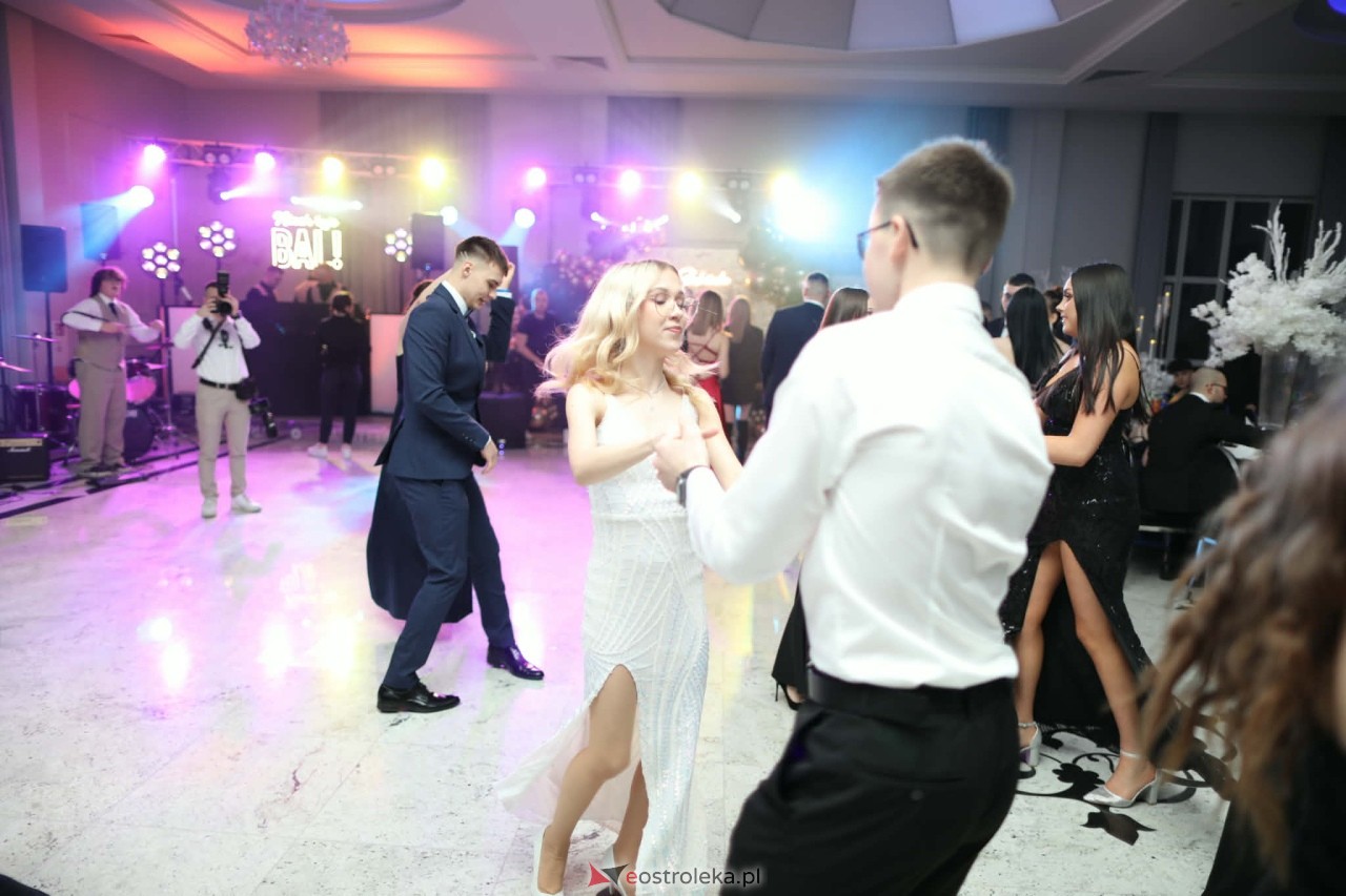 Studniówka ZSZ 1 w Ostrołęce [30.01.2026] - zdjęcie #46 - eOstroleka.pl