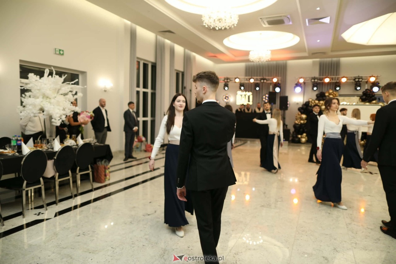 Studniówka ZSZ 1 w Ostrołęce [30.01.2026] - zdjęcie #178 - eOstroleka.pl