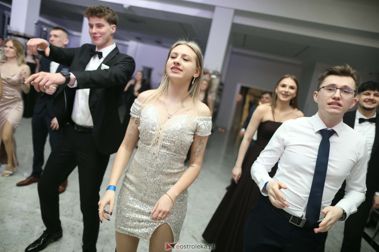 Studniówka ZSZ 1 w Ostrołęce [30.01.2026] - zdjęcie #36 - eOstroleka.pl