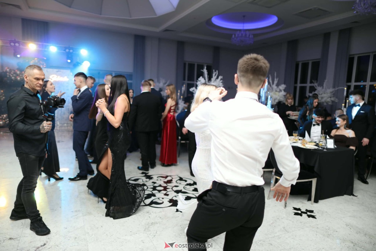 Studniówka ZSZ 1 w Ostrołęce [30.01.2026] - zdjęcie #34 - eOstroleka.pl