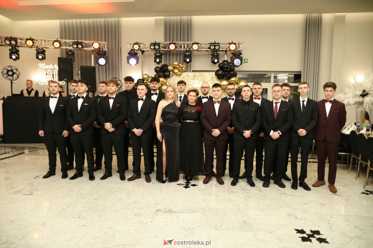 Studniówka ZSZ 1 w Ostrołęce [30.01.2026] - zdjęcie #111 - eOstroleka.pl