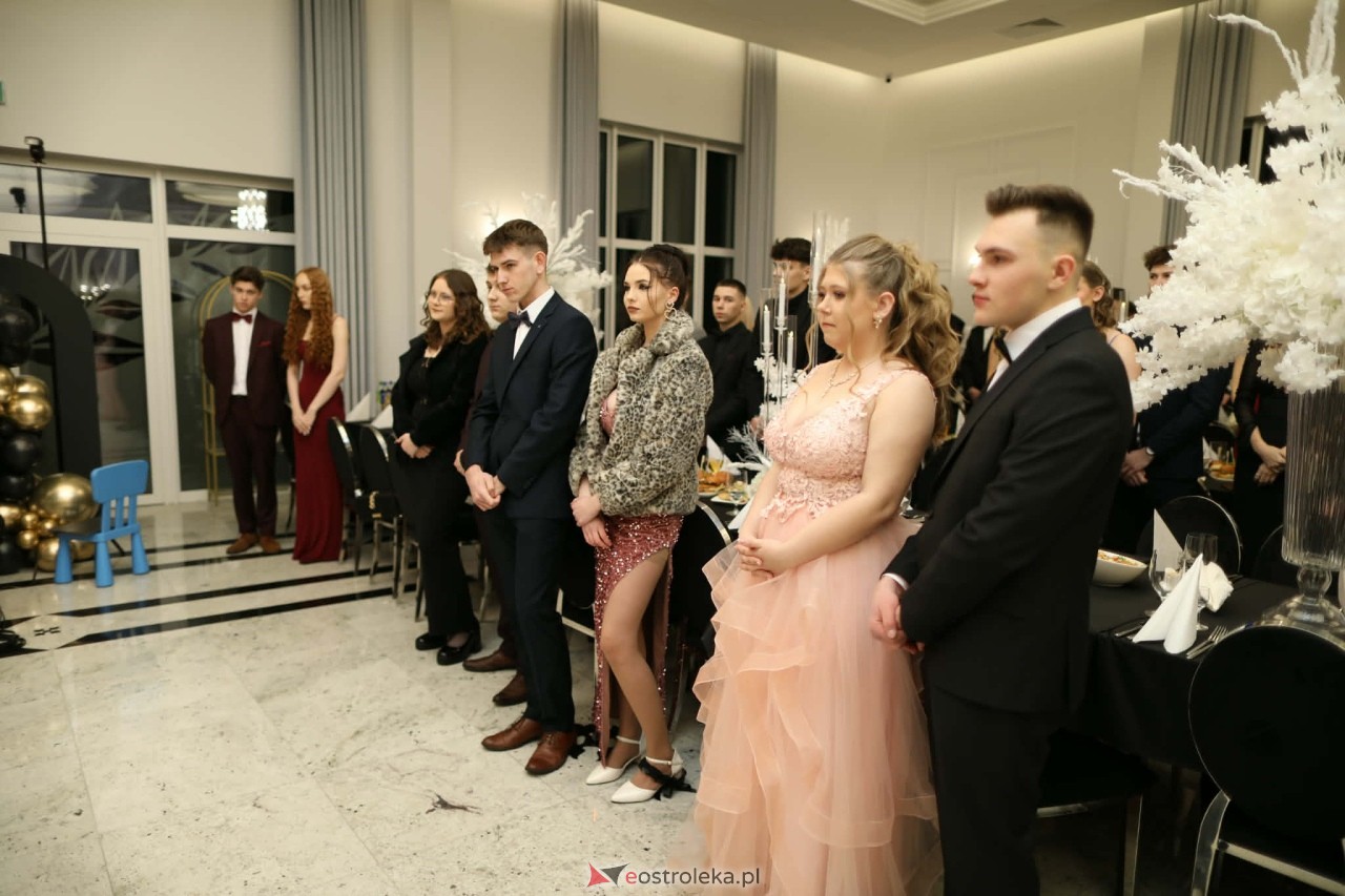 Studniówka ZSZ 1 w Ostrołęce [30.01.2026] - zdjęcie #231 - eOstroleka.pl