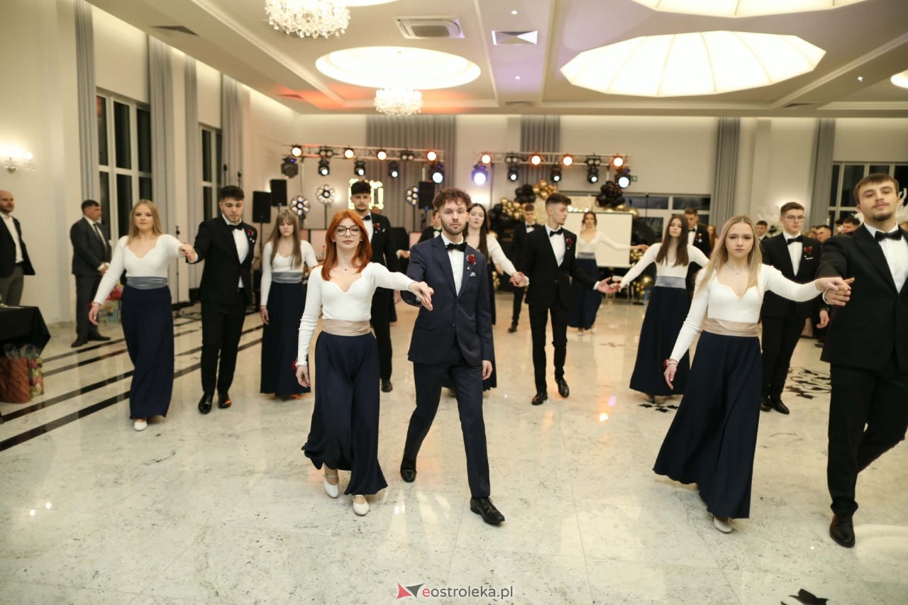 Studniówka ZSZ 1 w Ostrołęce [30.01.2026] - zdjęcie #158 - eOstroleka.pl