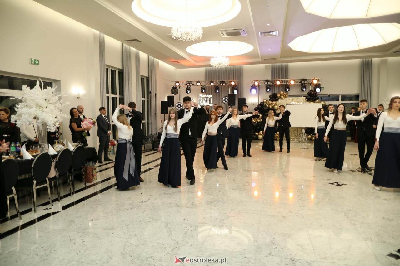 Studniówka ZSZ 1 w Ostrołęce [30.01.2026] - zdjęcie #157 - eOstroleka.pl