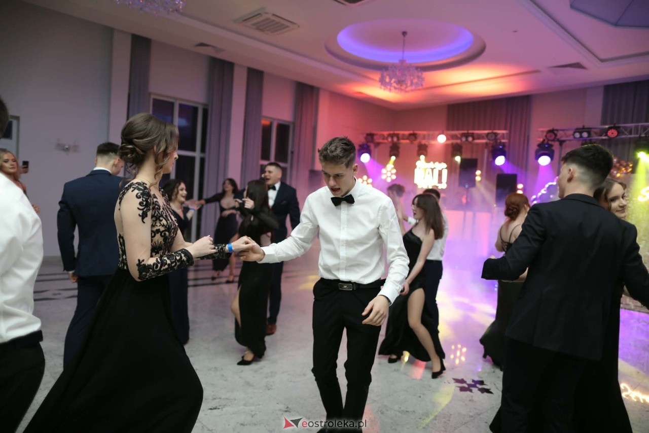 Studniówka ZSZ 1 w Ostrołęce [30.01.2026] - zdjęcie #20 - eOstroleka.pl