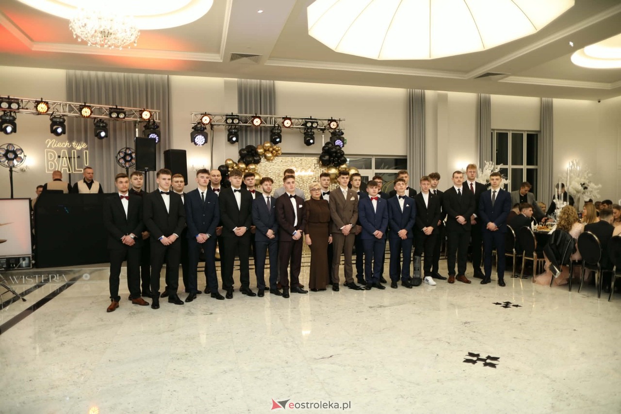 Studniówka ZSZ 1 w Ostrołęce [30.01.2026] - zdjęcie #104 - eOstroleka.pl