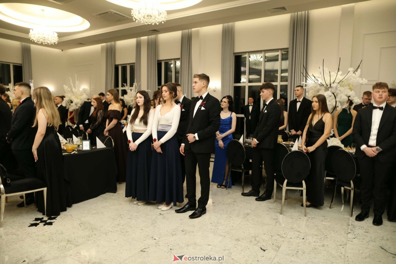 Studniówka ZSZ 1 w Ostrołęce [30.01.2026] - zdjęcie #224 - eOstroleka.pl